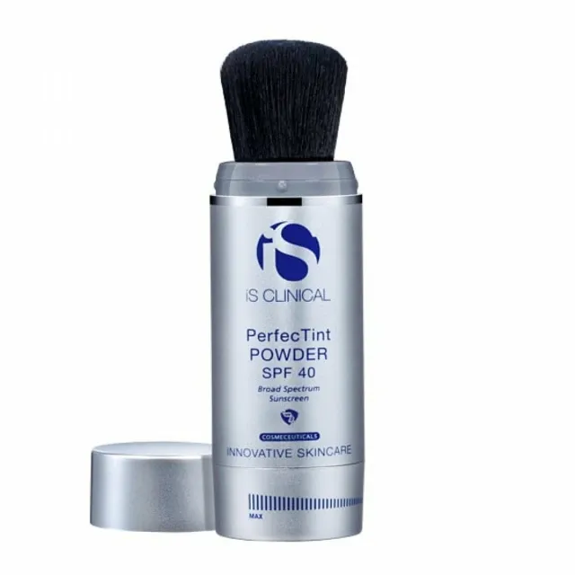 Солнцезащитная пудра SPF40 с ультрамягкой щеточкой бронзовая iS CLINICAL® — текстура